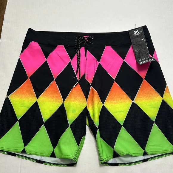 Billabong Sundays Airlite BoardShorts Neon Colors Size 36 NWT - Picture 3 of 11